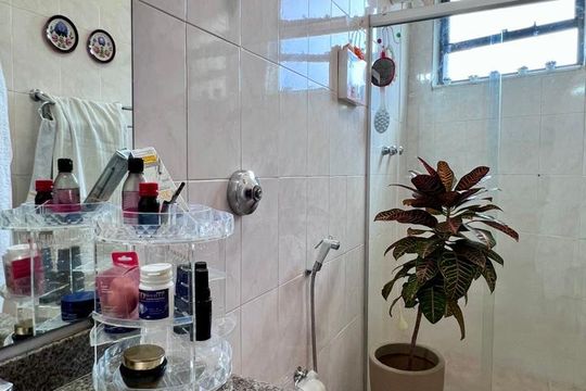 banho de apartamento à venda com 3 quartos, 120m² em Santa Lúcia, Belo Horizonte
