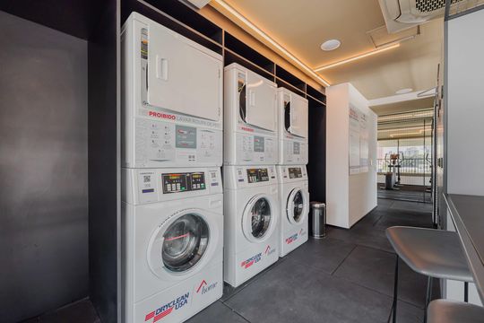 Lavanderia de kitnet/studio à venda com 1 quarto, 22m² em Pinheiros, São Paulo