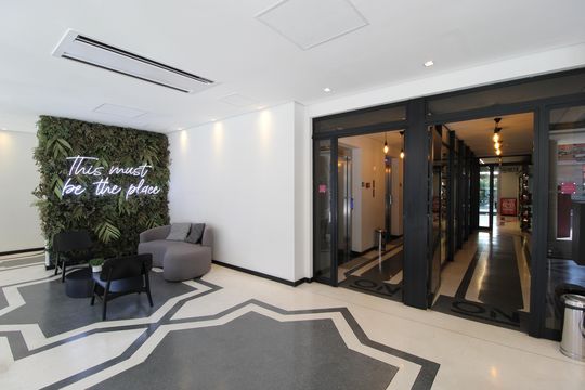 Hall Social de kitnet/studio para alugar com 1 quarto, 34m² em Indianópolis, São Paulo