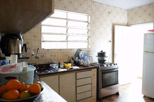 Cozinha de casa à venda com 2 quartos, 150m² em Vila Libanesa, São Paulo
