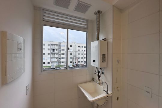 Área de serviço de apartamento para alugar com 2 quartos, 43m² em Recreio dos Bandeirantes, Rio de Janeiro