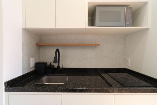 Cozinha de apartamento à venda com 1 quarto, 24m² em Pompeia, São Paulo