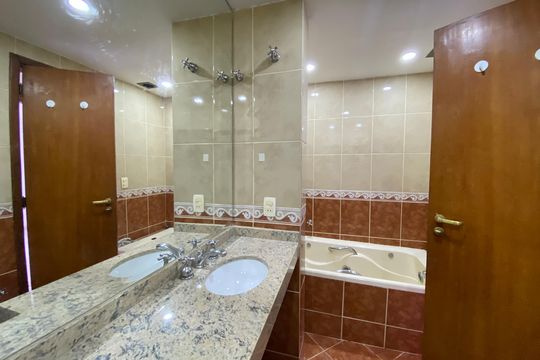Banheiro de apartamento à venda com 2 quartos, 78m² em Méier, Rio de Janeiro