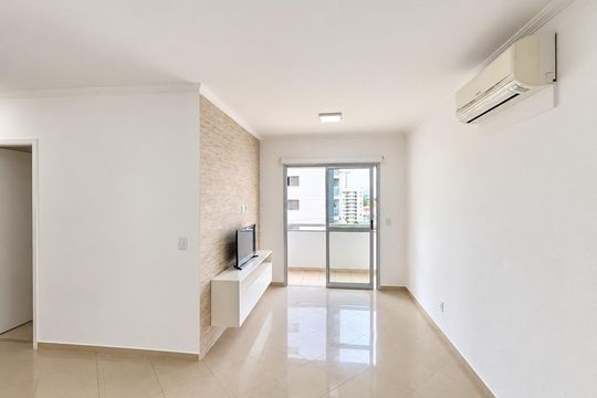 Apartamento à venda com 2 quartos, 64m² em Vila Gumercindo, São Paulo