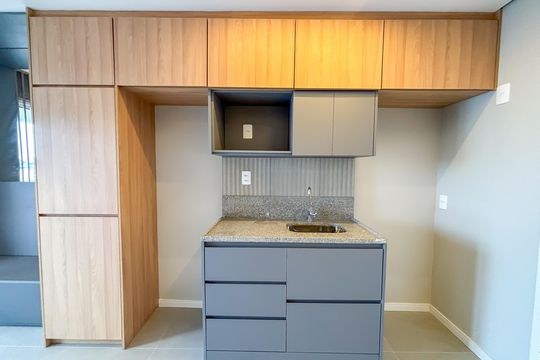 Cozinha de apartamento para alugar com 2 quartos, 42m² em Água Branca, São Paulo