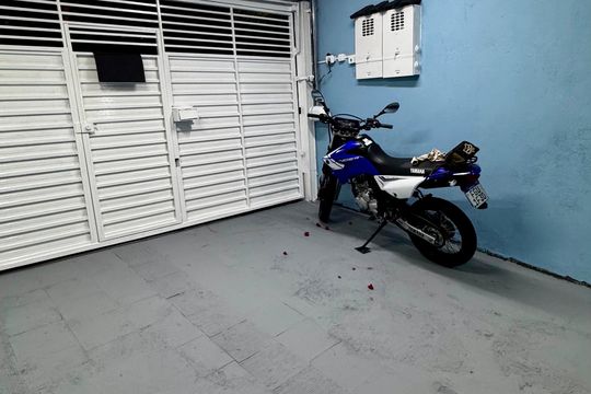 Área externa de casa à venda com 2 quartos, 150m² em Bela Vista, Osasco