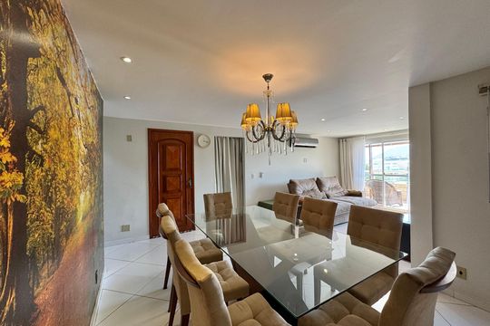 Sala de apartamento à venda com 3 quartos, 190m² em Recreio dos Bandeirantes, Rio de Janeiro