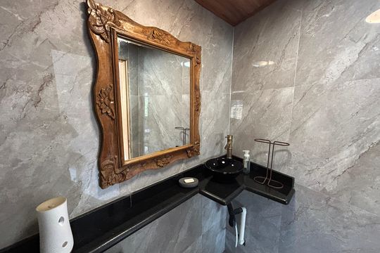 Lavabo de casa à venda com 2 quartos, 170m² em Méier, Rio de Janeiro