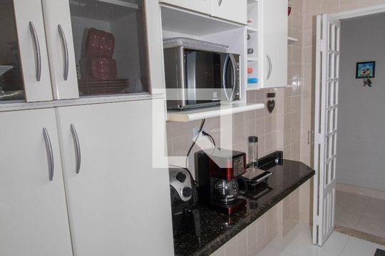 Apartamento à venda com 2 quartos, 60m² em Vila Ema, São Paulo