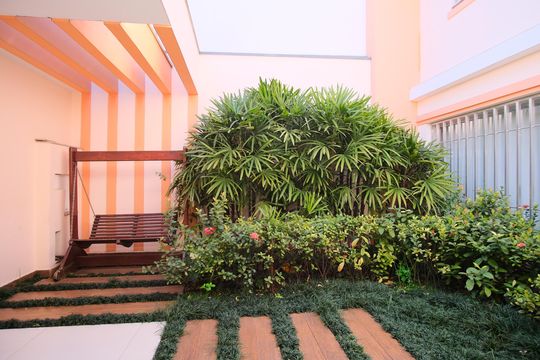 Garagem de casa à venda com 4 quartos, 290m² em Vila Carrão, São Paulo
