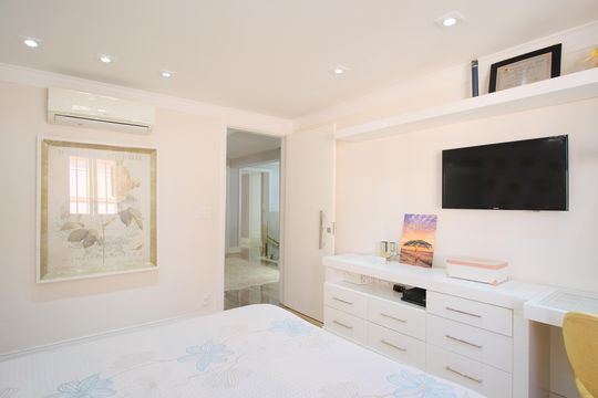 Suíte 3 de casa à venda com 4 quartos, 290m² em Vila Carrão, São Paulo