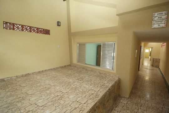 Garagem de casa à venda com 2 quartos, 150m² em Parque das Nações, Santo André