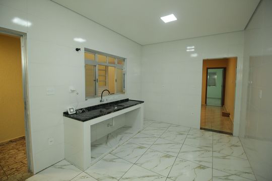 Cozinha de casa à venda com 2 quartos, 150m² em Parque das Nações, Santo André
