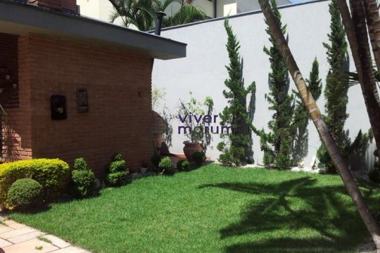 Casa à venda com 4 quartos, 351m² em Jardim Lar Sao Paulo, São Paulo