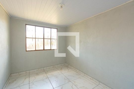 Quarto de casa para alugar com 2 quartos, 48m² em Mathias Velho, Canoas