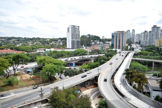 Vista de kitnet/studio para alugar com 1 quarto, 24m² em Pinheiros, São Paulo