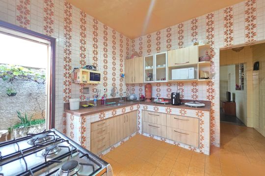 Cozinha de casa à venda com 4 quartos, 200m² em Serra, Belo Horizonte