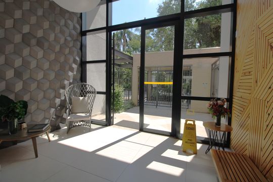 Hall de Entrada de apartamento para alugar com 2 quartos, 34m² em Jurubatuba, São Paulo