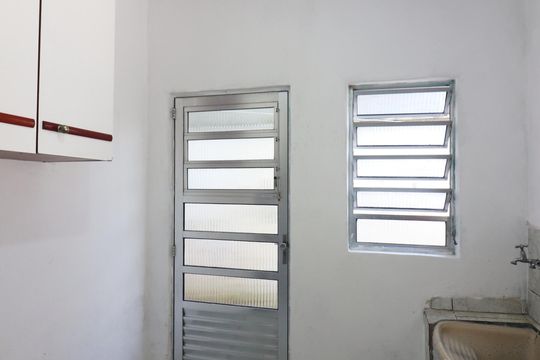 Área de Serviço de casa para alugar com 3 quartos, 171m² em Montanhão, São Bernardo do Campo