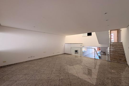 Casa à venda com 4 quartos, 323m² em Jardim Bela Vista, Santo André