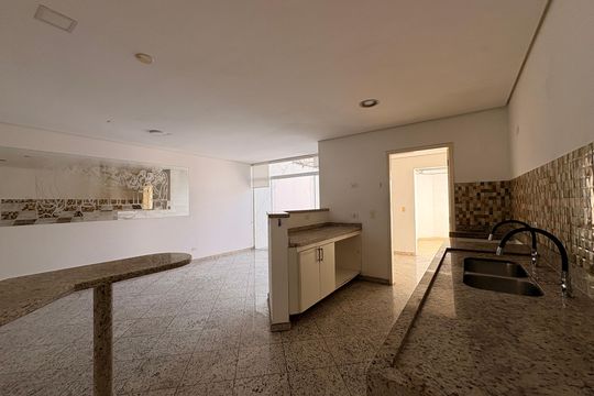 Cozinha de casa à venda com 4 quartos, 323m² em Jardim Bela Vista, Santo André