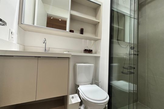 Banheiro de apartamento para alugar com 1 quarto, 25m² em Vila Olímpia, São Paulo