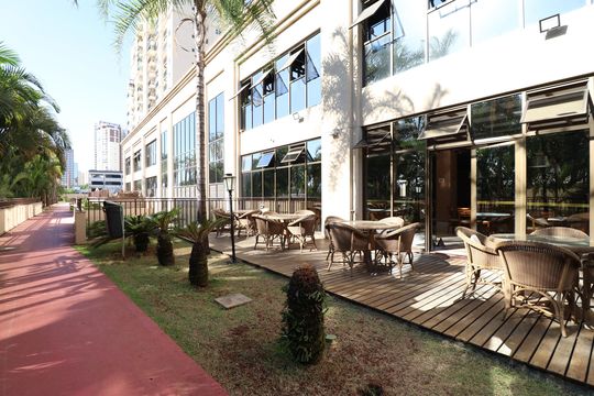Área comum  de apartamento para alugar com 3 quartos, 264m² em Água Branca, São Paulo