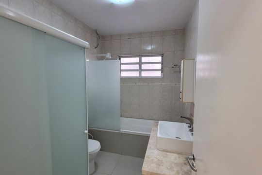 Casa à venda com 4 quartos, 182m² em São Judas, São Paulo