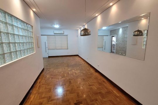 Casa à venda com 4 quartos, 182m² em São Judas, São Paulo