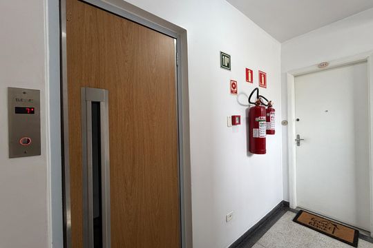 Área comum de apartamento para alugar com 2 quartos, 90m² em Aparecida, Santos