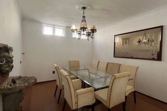 Casa à venda com 4 quartos, 675m² em Cidade Universitária, Campinas