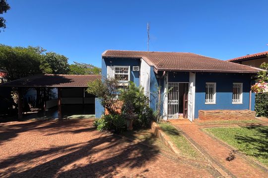 Casa à venda com 4 quartos, 675m² em Cidade Universitária, Campinas