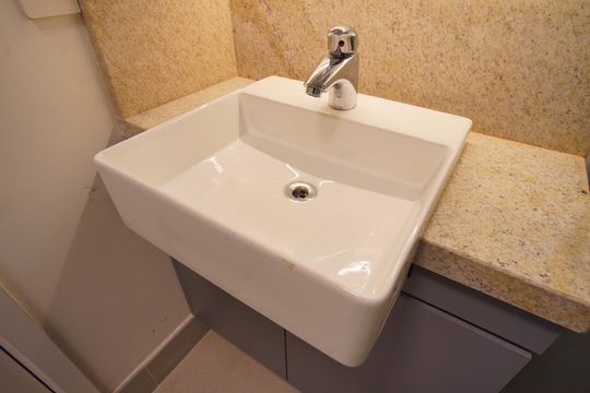 Banheiro Corredor de kitnet/studio à venda com 1 quarto, 41m² em Boa Vista, Porto Alegre