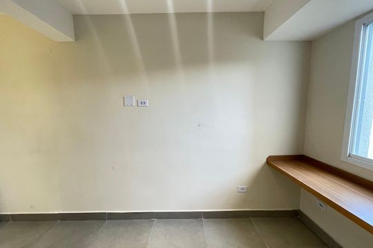 Quarto de apartamento à venda com 1 quarto, 48m² em Rio Pequeno, São Paulo