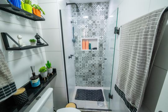 Banheiro 1 de apartamento à venda com 2 quartos, 55m² em Irajá, Rio de Janeiro