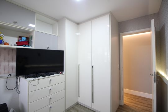 Quarto 1 de apartamento para alugar com 3 quartos, 94m² em Freguesia (jacarepaguá), Rio de Janeiro