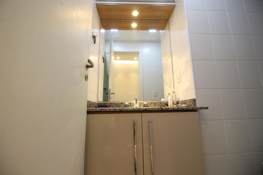 Banheiro Social de apartamento para alugar com 3 quartos, 94m² em Freguesia (jacarepaguá), Rio de Janeiro