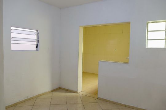 Casa à venda com 1 quarto, 75m² em Jardim Roberto, Osasco