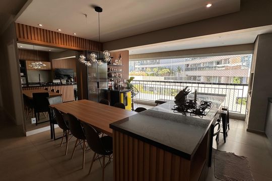 Apartamento para alugar com 3 quartos, 95m² em Vila Gertrudes, São Paulo