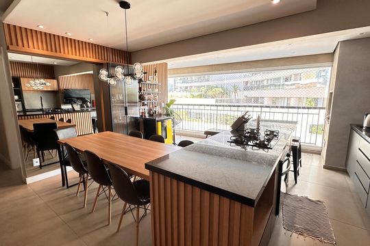 Apartamento para alugar com 3 quartos, 95m² em Vila Gertrudes, São Paulo