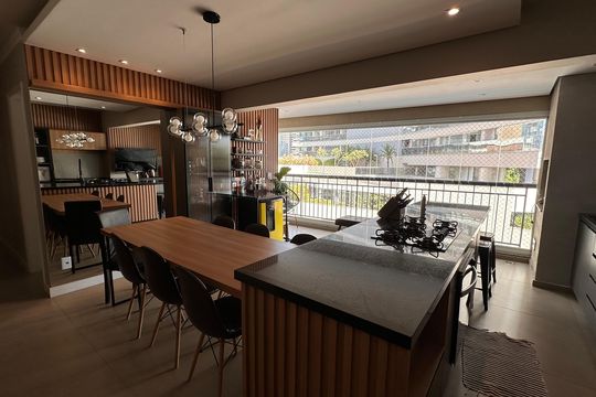 Apartamento para alugar com 3 quartos, 95m² em Vila Gertrudes, São Paulo