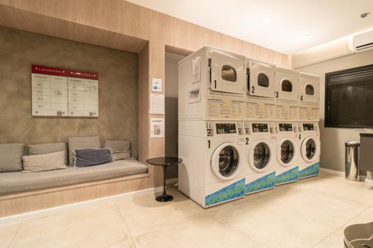 Área comum - Lavanderia de kitnet/studio para alugar com 1 quarto, 30m² em Indianópolis, São Paulo