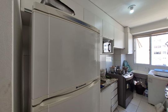 Cozinha de apartamento à venda com 2 quartos, 58m² em Nova Suíça, Belo Horizonte