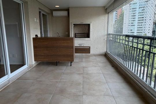Apartamento à venda com 3 quartos, 231m² em Paraíso, São Paulo