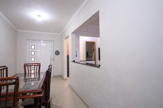 Sala de casa à venda com 2 quartos, 130m² em Jardim Piqueroby, São Paulo