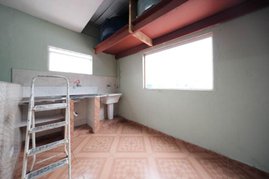 Sala/Cozinha de casa para alugar com 1 quarto, 80m² em Jardim Danfer, São Paulo