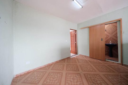 Sala/Cozinha de casa para alugar com 1 quarto, 80m² em Jardim Danfer, São Paulo