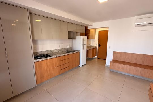 Cozinha de kitnet/studio para alugar com 1 quarto, 45m² em Setor Bueno, Goiânia