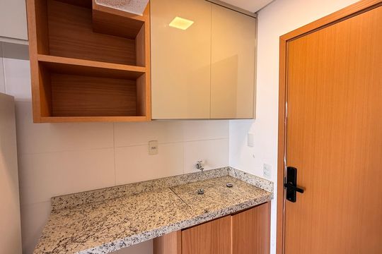 Área de Serviço de kitnet/studio para alugar com 1 quarto, 45m² em Setor Bueno, Goiânia