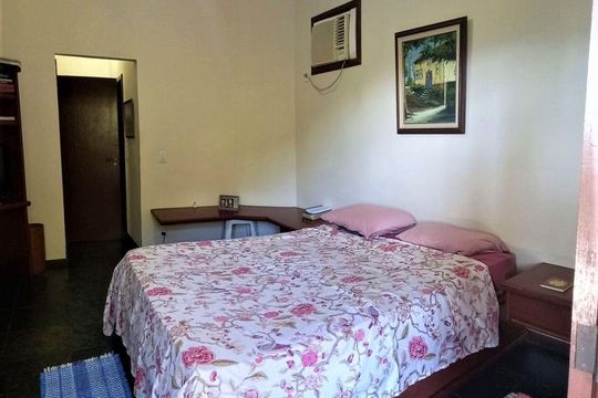 Casa à venda com 3 quartos, 187m² em Itaipu, Niterói